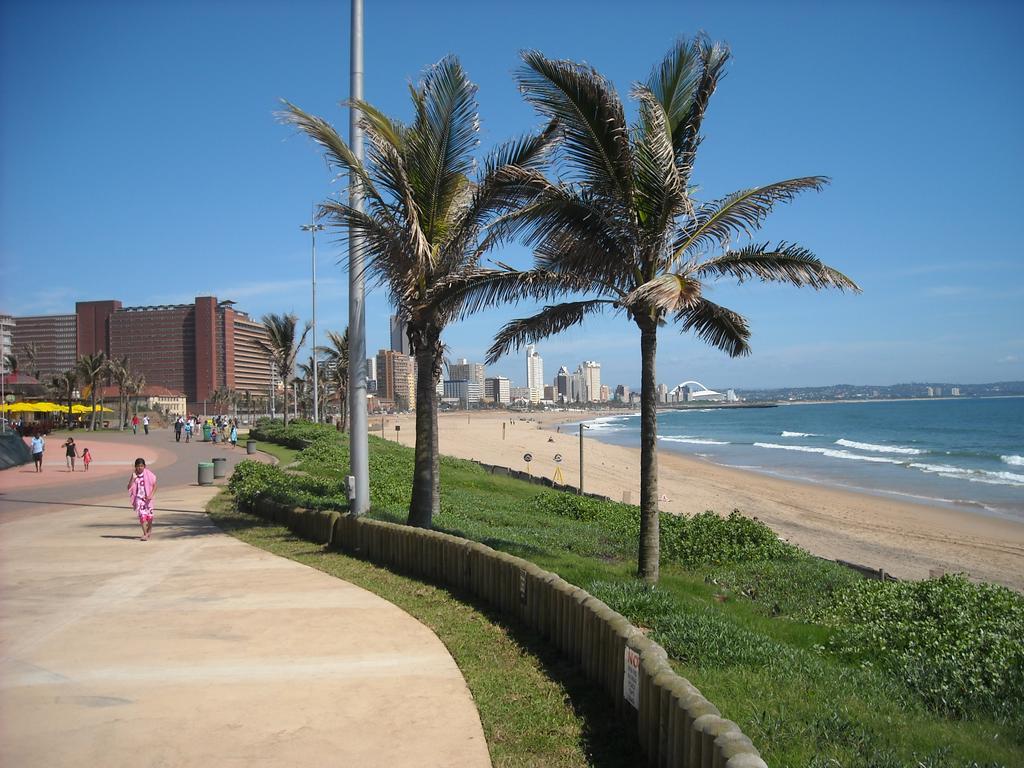 Gooderson Leisure Silver Sands 2 Self Catering And Timeshare Lifestyle Resort Durban Exterior photo